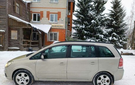 Opel Zafira B, 2006 год, 400 000 рублей, 3 фотография