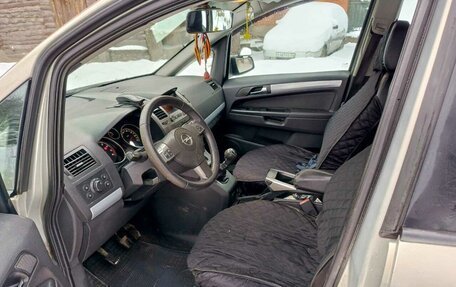 Opel Zafira B, 2006 год, 400 000 рублей, 9 фотография