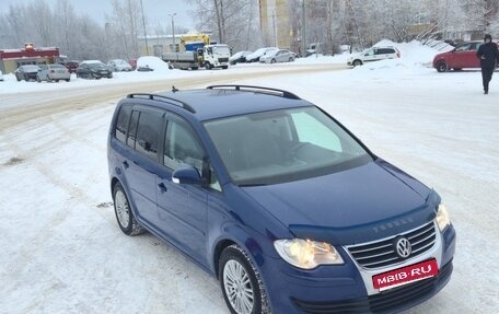 Volkswagen Touran III, 2008 год, 680 000 рублей, 11 фотография