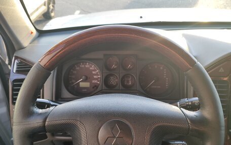 Mitsubishi Pajero III рестайлинг, 2001 год, 1 200 000 рублей, 7 фотография