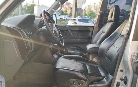 Mitsubishi Pajero III рестайлинг, 2001 год, 1 200 000 рублей, 11 фотография