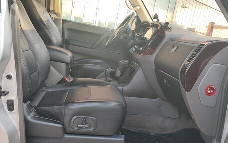 Mitsubishi Pajero III рестайлинг, 2001 год, 1 200 000 рублей, 12 фотография