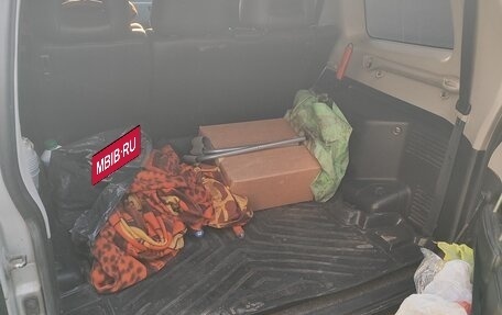 Mitsubishi Pajero III рестайлинг, 2001 год, 1 200 000 рублей, 16 фотография