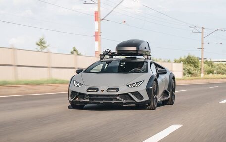 Lamborghini Huracán, 2024 год, 43 250 000 рублей, 8 фотография