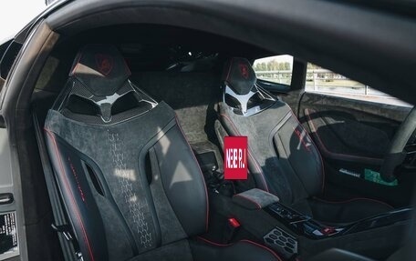 Lamborghini Huracán, 2024 год, 43 250 000 рублей, 10 фотография