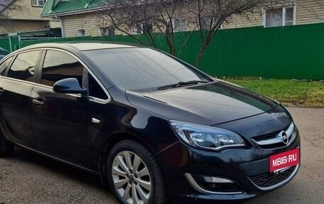 Opel Astra J, 2013 год, 830 000 рублей, 4 фотография