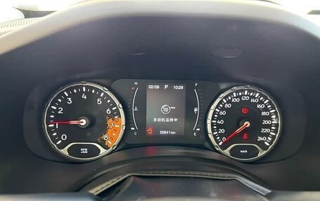 Jeep Renegade I рестайлинг, 2018 год, 1 200 001 рублей, 8 фотография