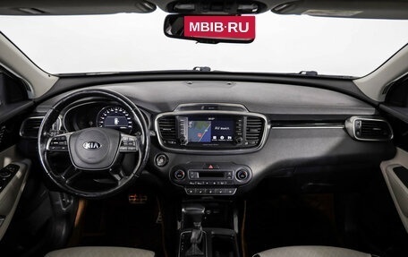 KIA Sorento III Prime рестайлинг, 2018 год, 3 099 000 рублей, 10 фотография