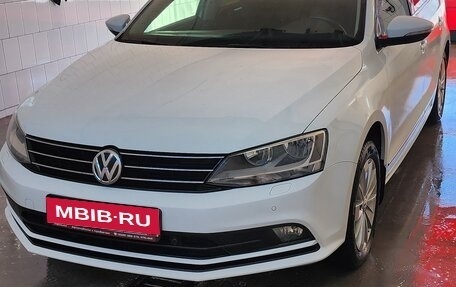 Volkswagen Jetta VI, 2016 год, 1 450 000 рублей, 1 фотография