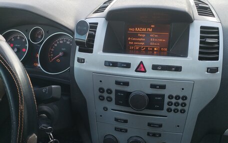 Opel Zafira B, 2008 год, 578 000 рублей, 2 фотография