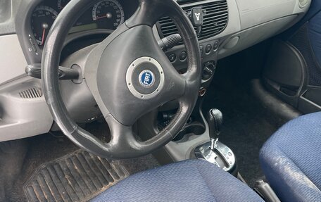 Fiat Punto III Punto Evo рестайлинг, 2000 год, 150 000 рублей, 5 фотография