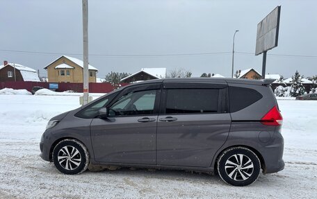 Honda Freed II, 2019 год, 1 850 000 рублей, 2 фотография