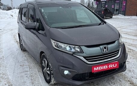 Honda Freed II, 2019 год, 1 850 000 рублей, 4 фотография
