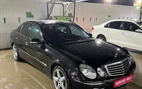 Mercedes-Benz E-Класс, 2008 год, 1 200 000 рублей, 3 фотография