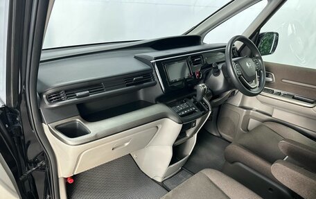 Honda Stepwgn IV, 2019 год, 1 877 000 рублей, 23 фотография