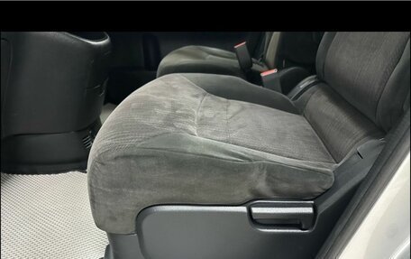 Nissan Serena III, 2009 год, 1 037 000 рублей, 22 фотография