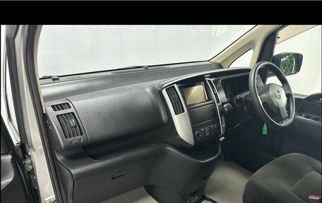 Nissan Serena III, 2009 год, 1 037 000 рублей, 20 фотография