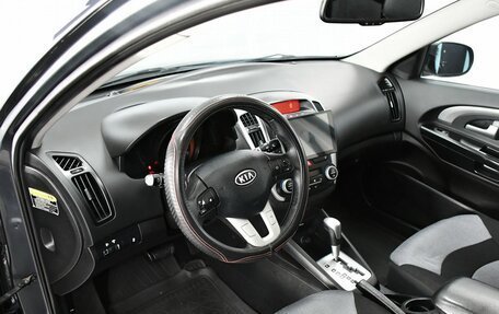 KIA cee'd I рестайлинг, 2012 год, 677 000 рублей, 10 фотография