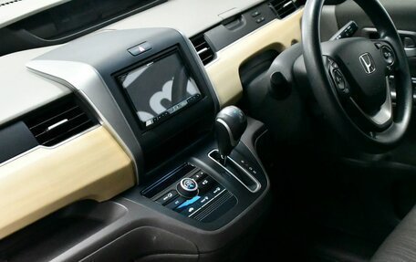 Honda Freed II, 2018 год, 1 407 000 рублей, 10 фотография