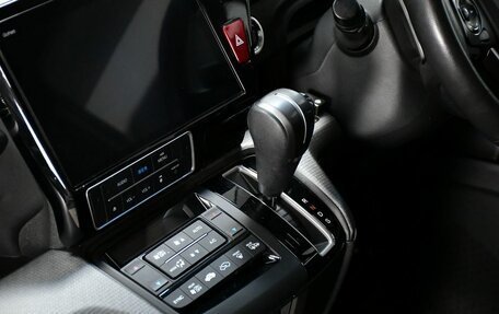 Honda Stepwgn IV, 2019 год, 2 425 000 рублей, 21 фотография