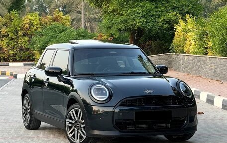 MINI Hatch, 2025 год, 3 740 000 рублей, 3 фотография