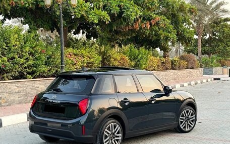 MINI Hatch, 2025 год, 3 740 000 рублей, 7 фотография