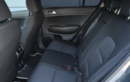 KIA Sportage IV рестайлинг, 2020 год, 2 200 000 рублей, 15 фотография