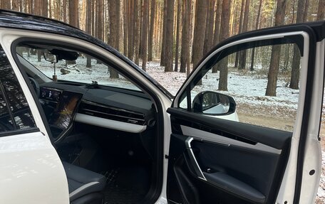 Geely Atlas, 2024 год, 2 585 000 рублей, 10 фотография