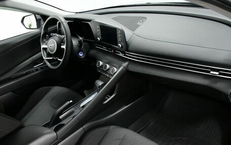 Hyundai Elantra, 2022 год, 2 217 000 рублей, 7 фотография