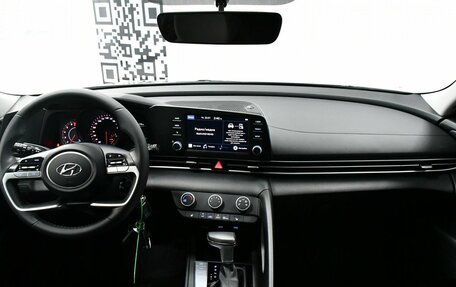 Hyundai Elantra, 2022 год, 2 217 000 рублей, 8 фотография