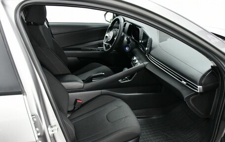 Hyundai Elantra, 2022 год, 2 217 000 рублей, 10 фотография