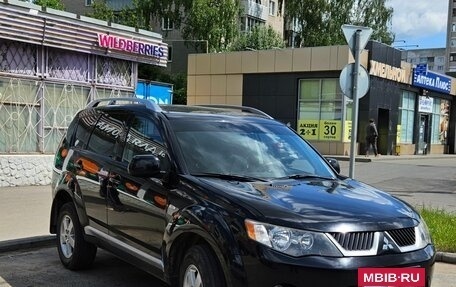 Mitsubishi Outlander III рестайлинг 3, 2008 год, 890 000 рублей, 3 фотография