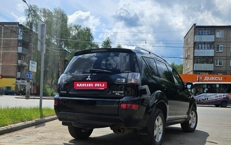 Mitsubishi Outlander III рестайлинг 3, 2008 год, 890 000 рублей, 11 фотография