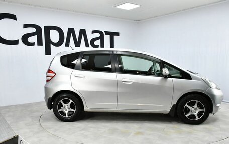 Honda Fit III, 2010 год, 637 000 рублей, 4 фотография