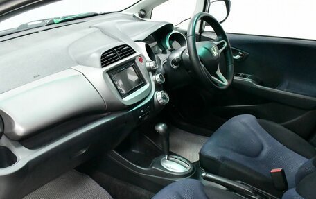 Honda Fit III, 2010 год, 637 000 рублей, 10 фотография