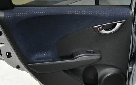 Honda Fit III, 2010 год, 637 000 рублей, 15 фотография