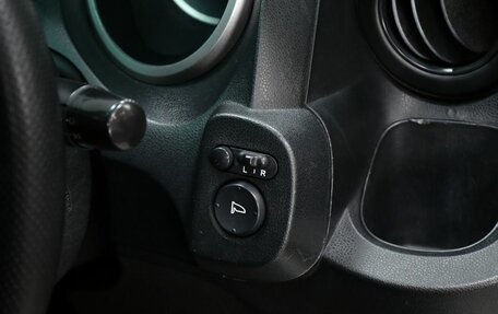 Honda Fit III, 2010 год, 637 000 рублей, 18 фотография