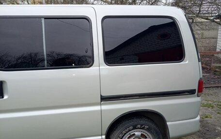 Toyota Regius, 1998 год, 3 фотография