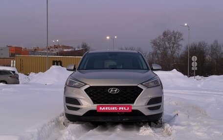 Hyundai Tucson III, 2019 год, 2 350 000 рублей, 2 фотография