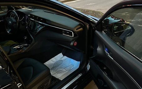 Toyota Camry, 2019 год, 3 385 000 рублей, 3 фотография