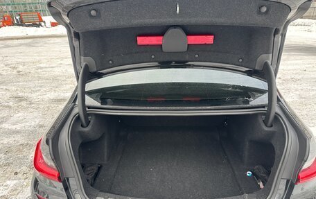 BMW 3 серия, 2019 год, 3 900 000 рублей, 18 фотография