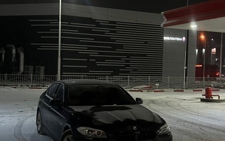 BMW 5 серия, 2012 год, 1 670 000 рублей, 2 фотография