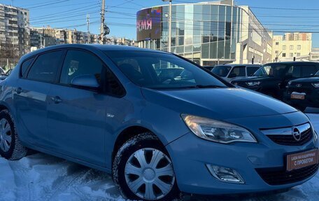 Opel Astra J, 2012 год, 600 000 рублей, 2 фотография