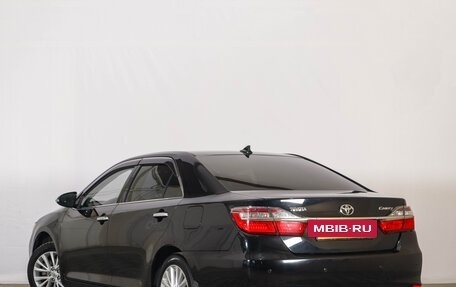 Toyota Camry, 2015 год, 1 899 000 рублей, 5 фотография