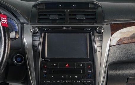 Toyota Camry, 2015 год, 1 899 000 рублей, 19 фотография