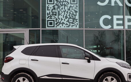 Renault Kaptur I рестайлинг, 2018 год, 1 090 000 рублей, 4 фотография