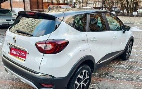 Renault Kaptur I рестайлинг, 2018 год, 1 330 000 рублей, 6 фотография