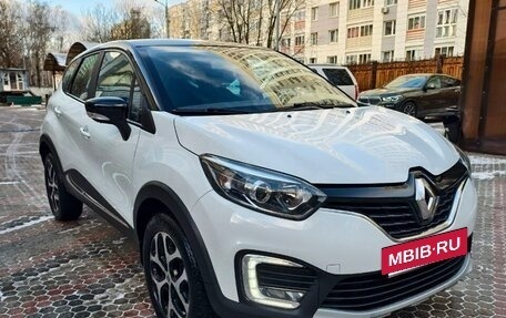 Renault Kaptur I рестайлинг, 2018 год, 1 330 000 рублей, 5 фотография