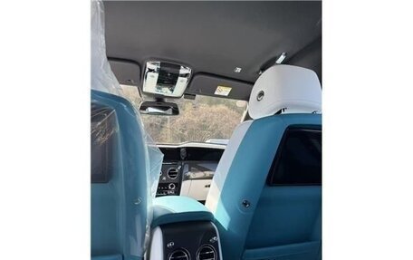 Rolls-Royce Cullinan, 2024 год, 55 250 000 рублей, 8 фотография