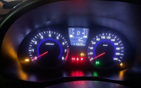 Hyundai Solaris II рестайлинг, 2016 год, 420 000 рублей, 9 фотография